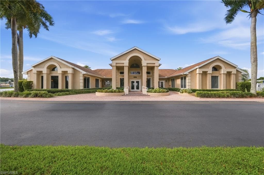 3320 Crown Pointe BLVD 201-49