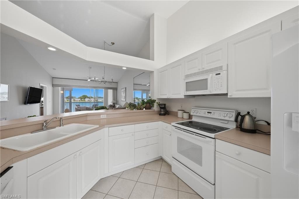 3320 Crown Pointe BLVD 201-11