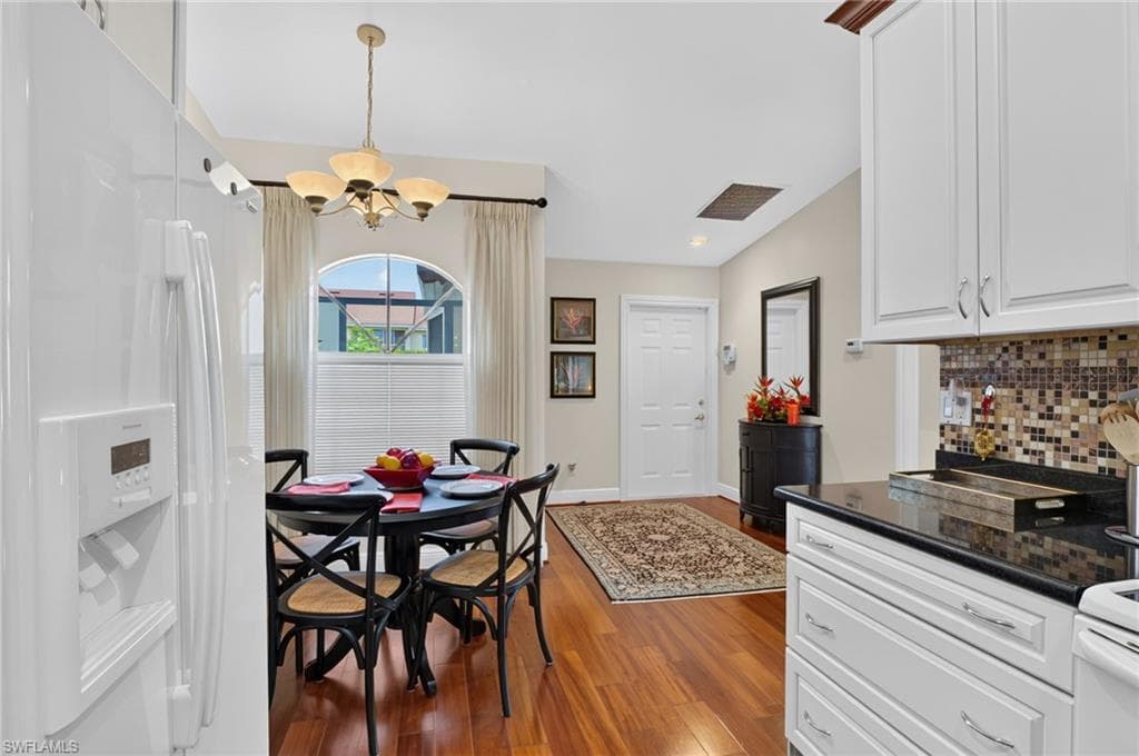 2166 Stacil CIR 17-16