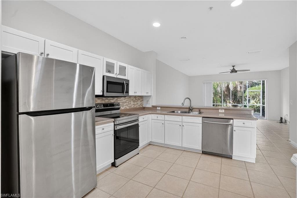 15995 Caldera LN 69-11
