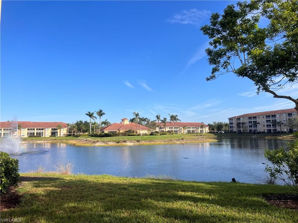 8470 Kingbird LOOP 1020-2