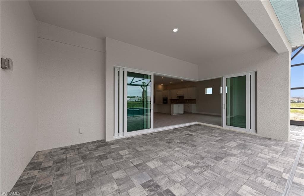 6958 Del Webb Oak Creek BLVD-32