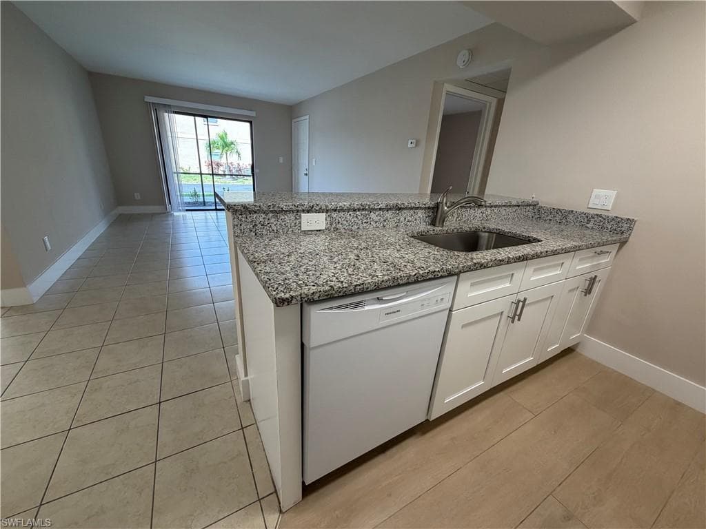5317 Summerlin RD 1702-7