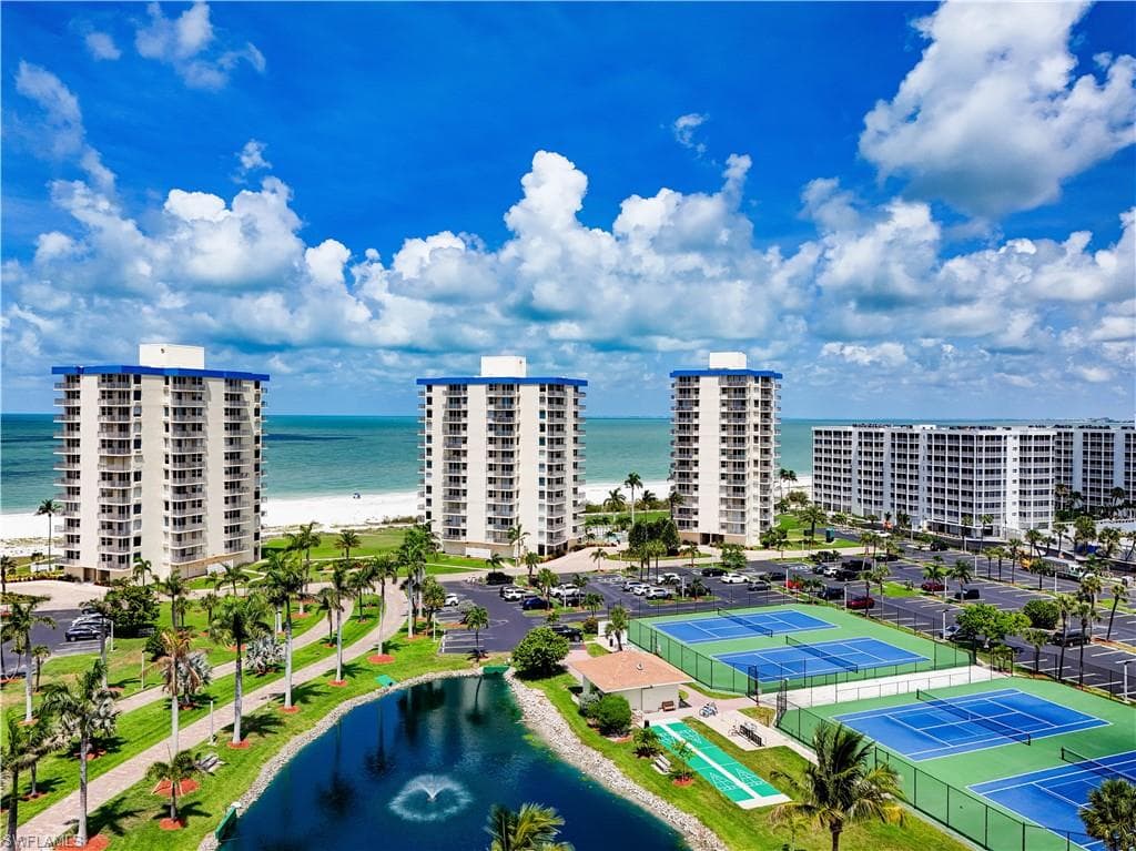 7330 Estero BLVD 601-24