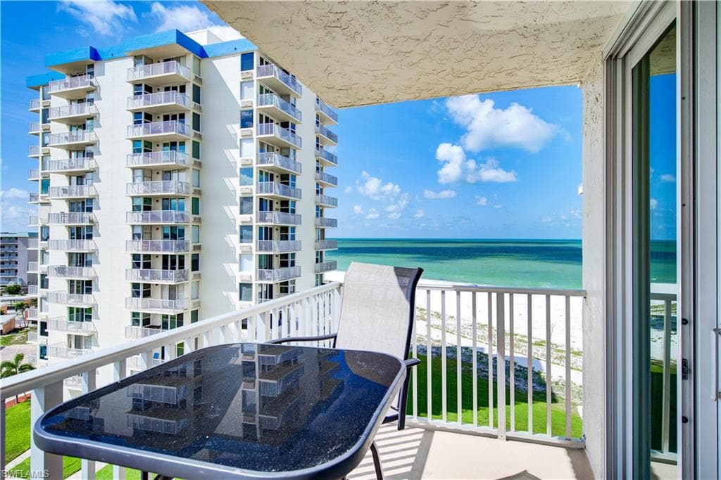 7330 Estero BLVD 601-15
