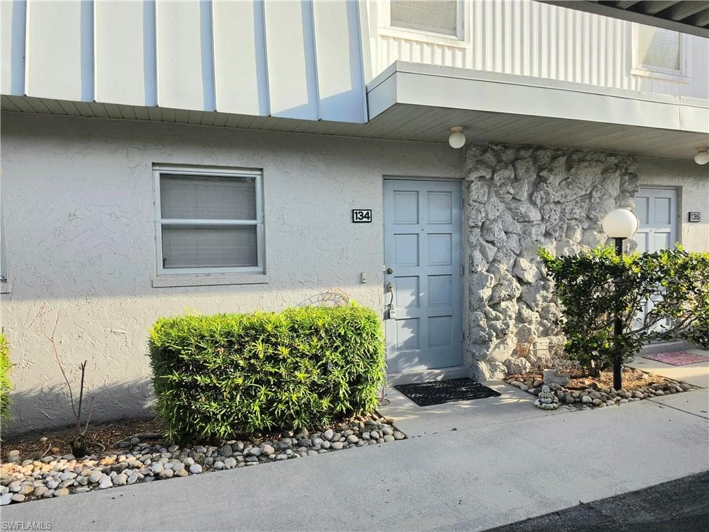 6777 Winkler RD 134-4
