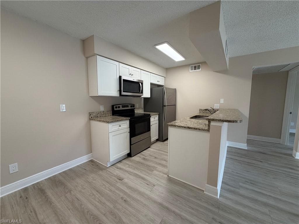 5315 Summerlin RD 1504-7