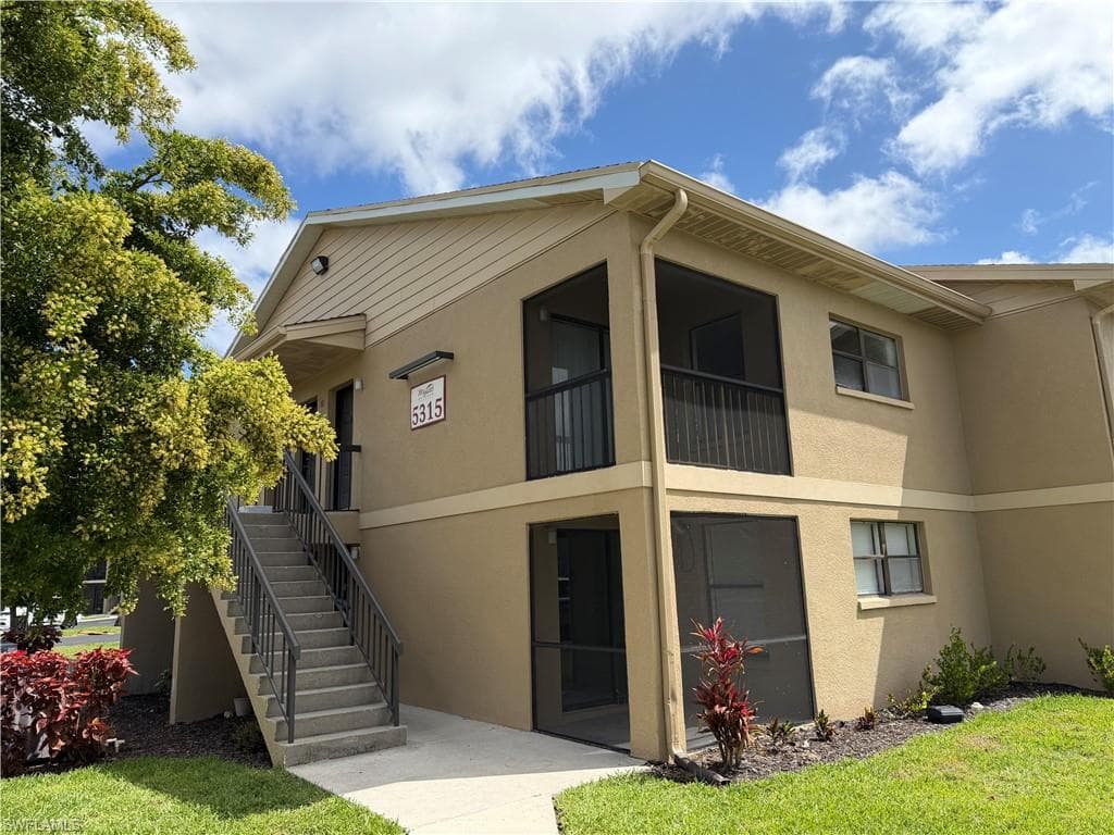 5315 Summerlin RD 1504-19
