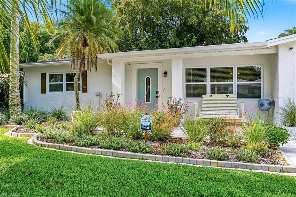 3880 Estey AVE-1