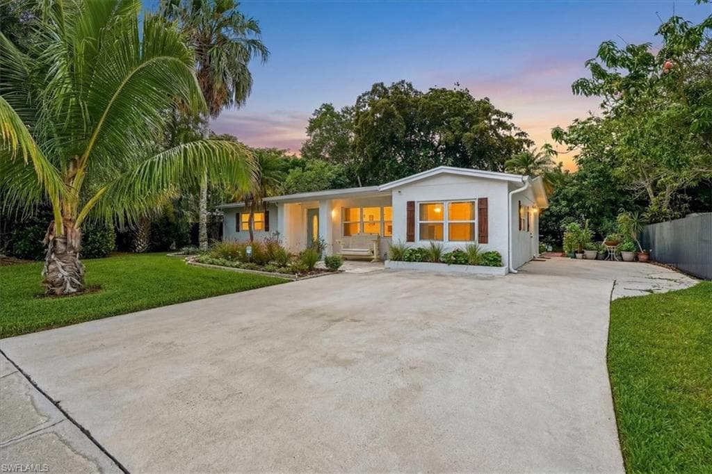 3880 Estey AVE-40