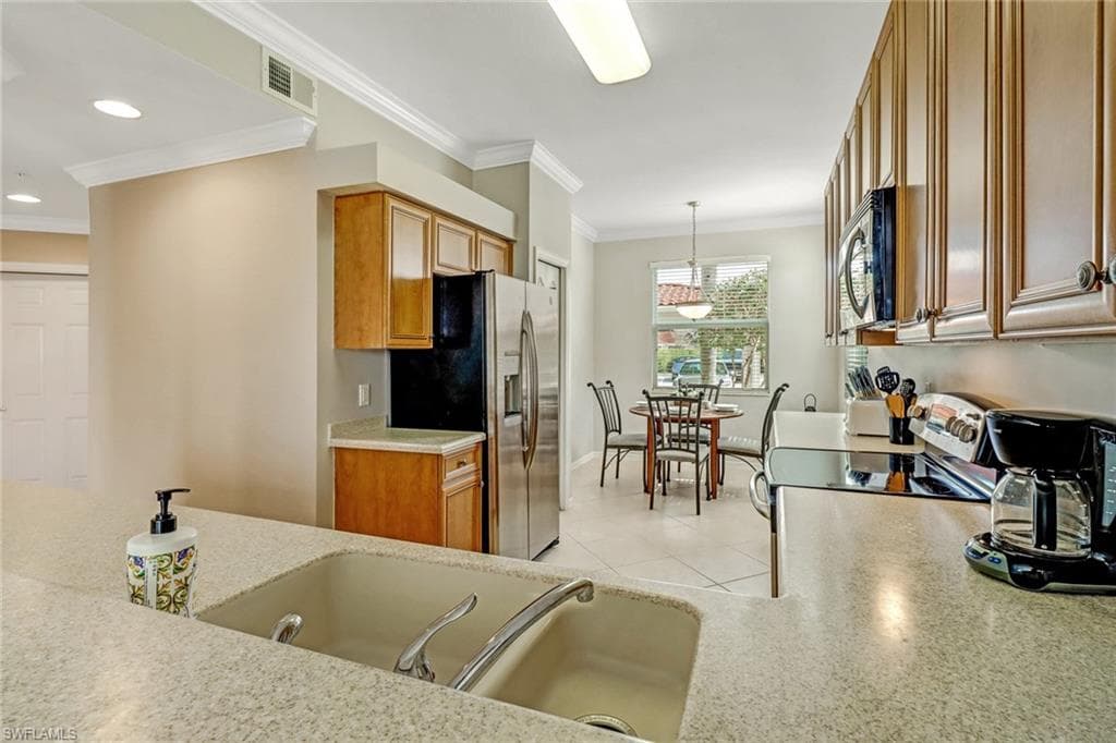 10275 Heritage Bay BLVD 711-12