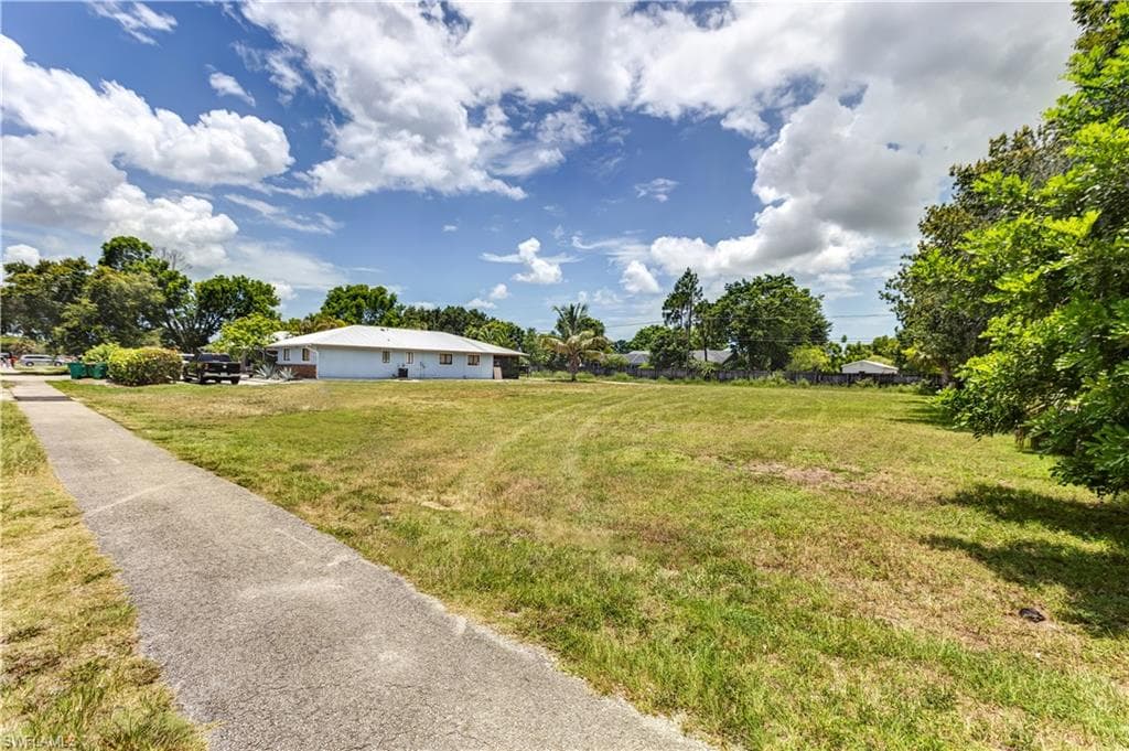 2171 Sunshine BLVD-6