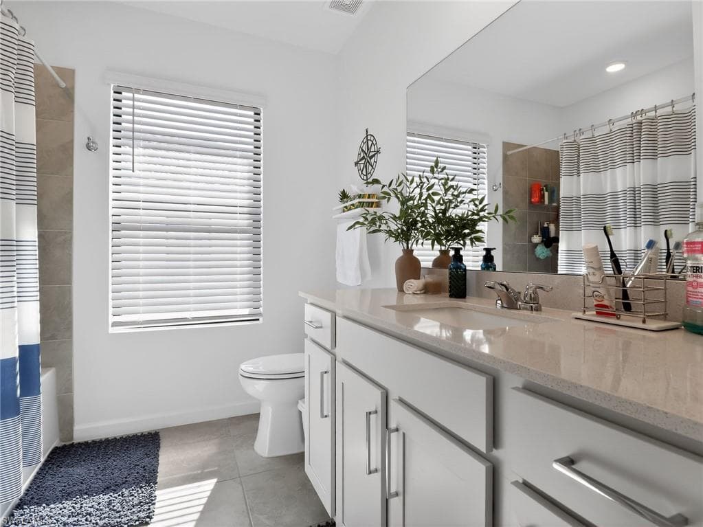 1672 Lake Jessup CIR-27