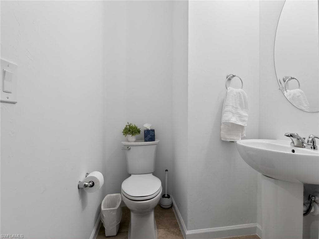 1672 Lake Jessup CIR-30