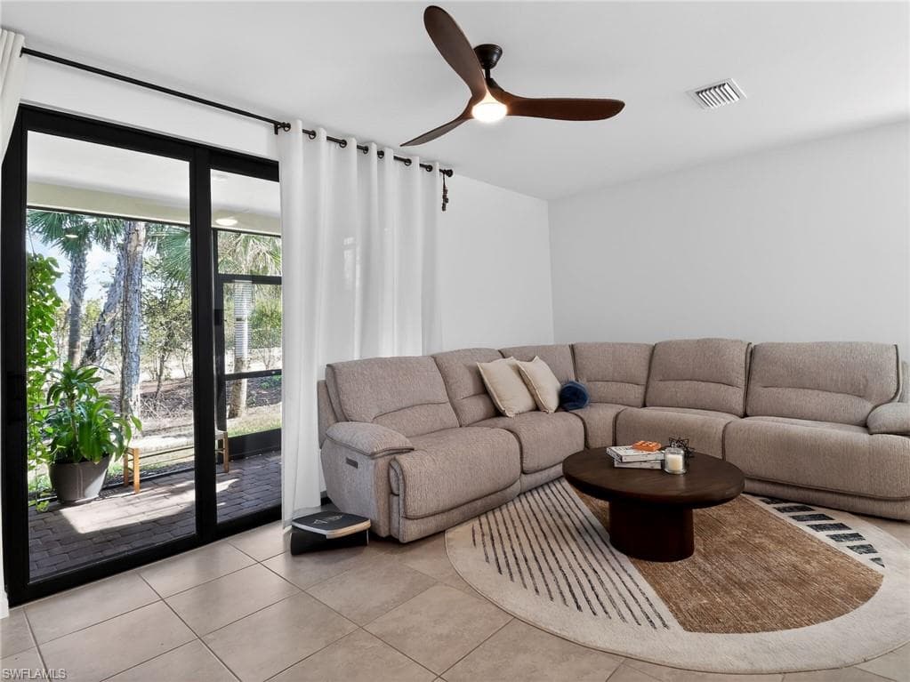 1672 Lake Jessup CIR-18