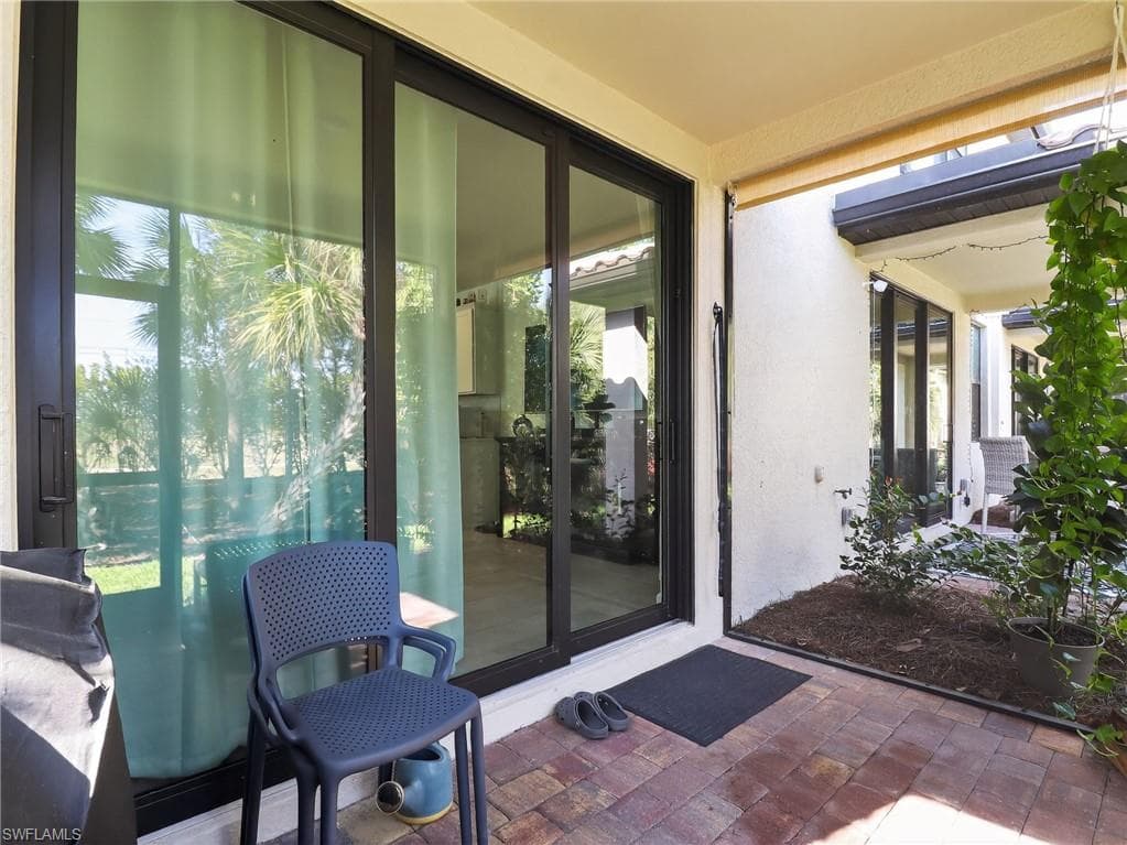 1672 Lake Jessup CIR-35