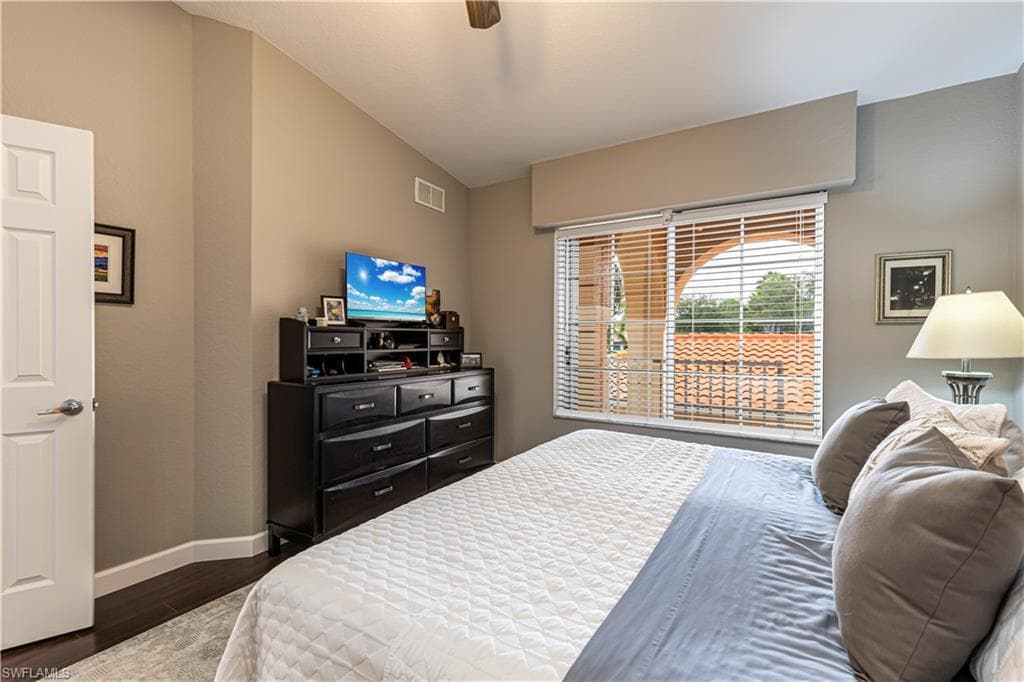 26740 Rosewood Pointe LN 202-27