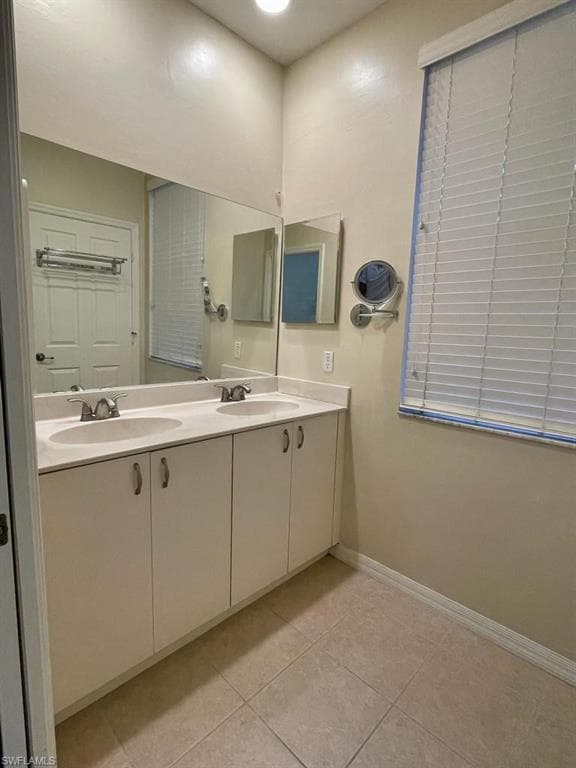 3265 Amanda LN 7-9