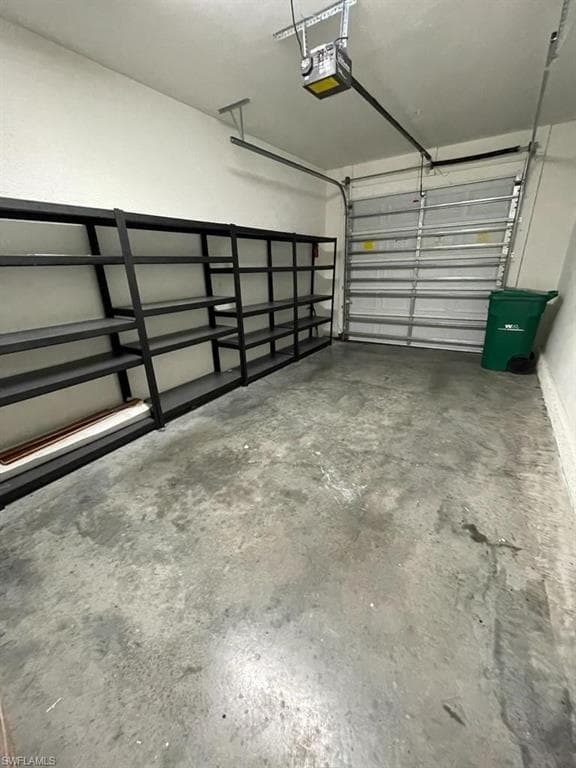 3265 Amanda LN 7-21