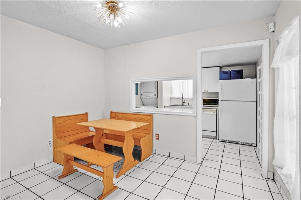 3369 Yukon CIR 1-12