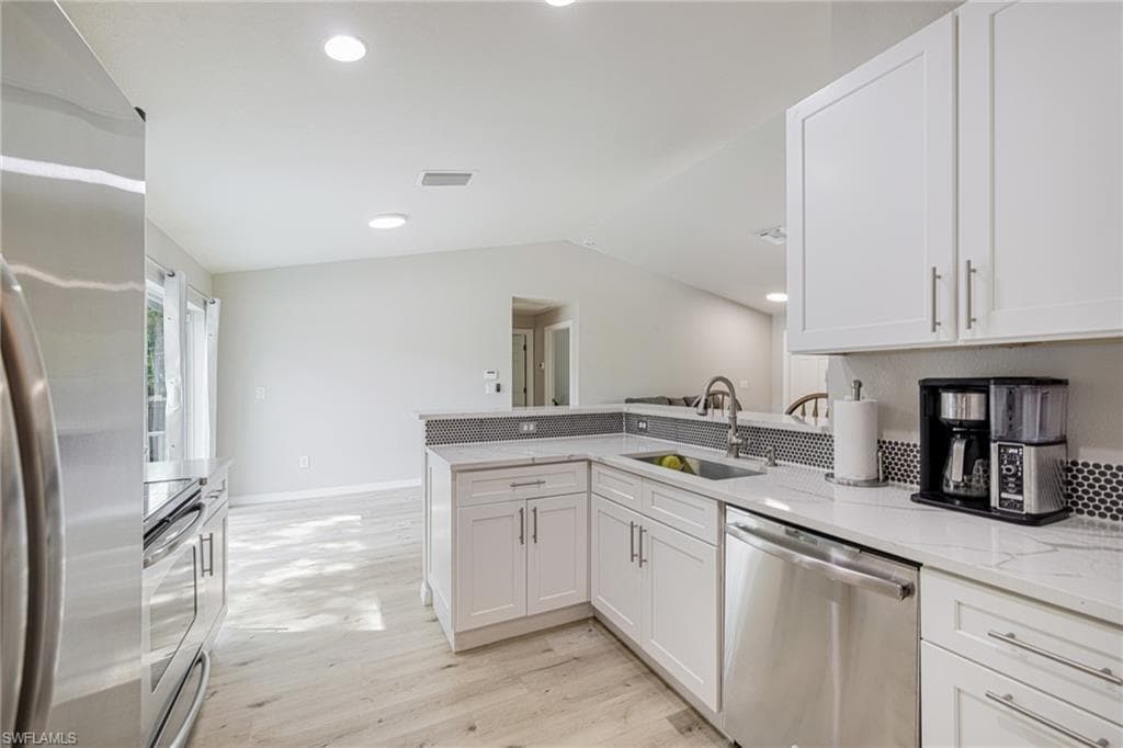 211 Palmacea RD-6