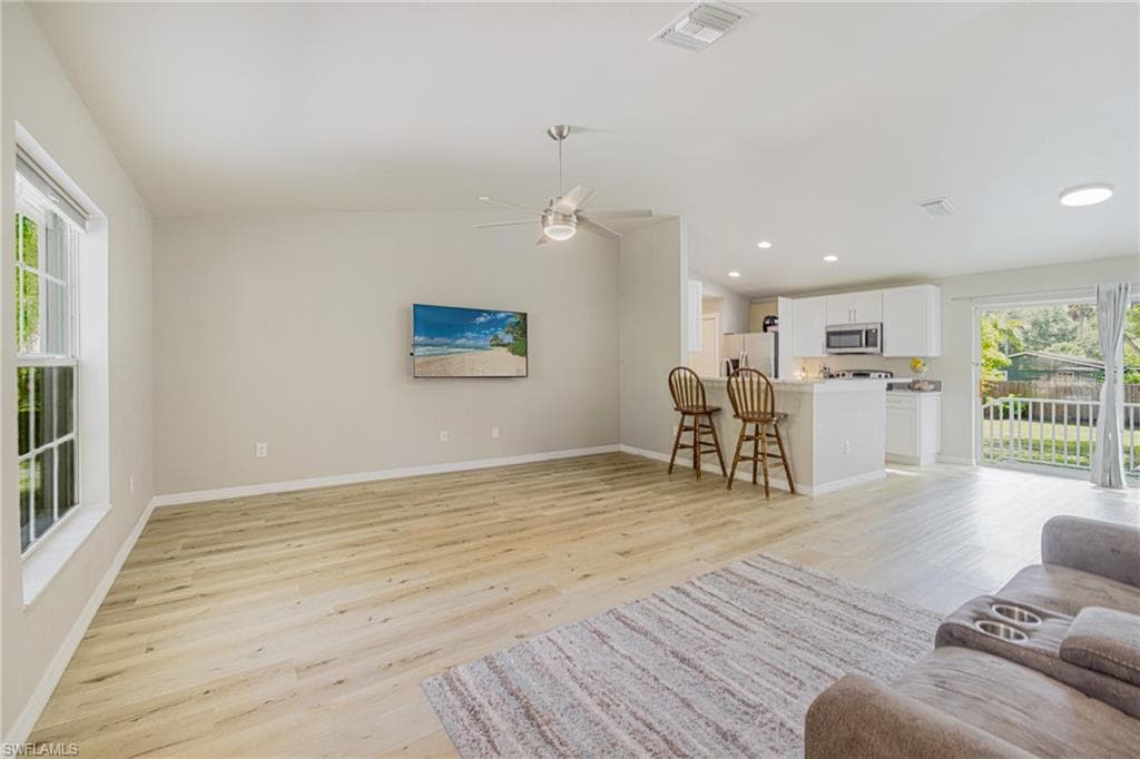 211 Palmacea RD-7