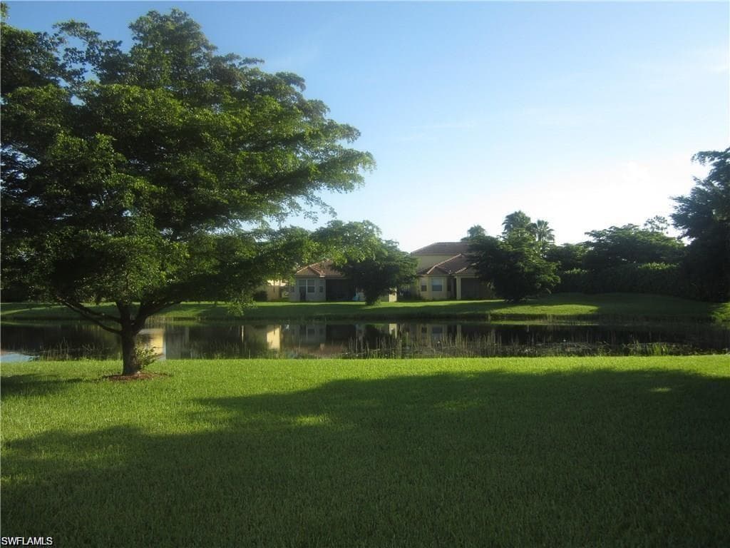 13696 Troia DR-23