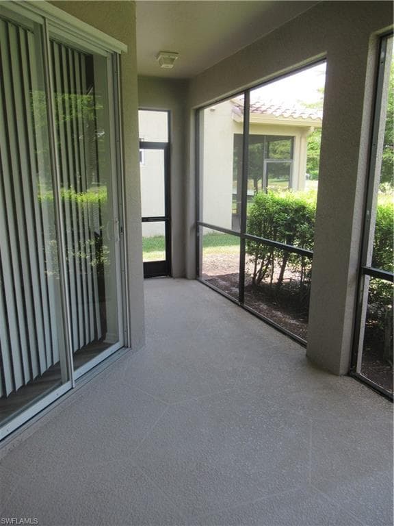 13696 Troia DR-22