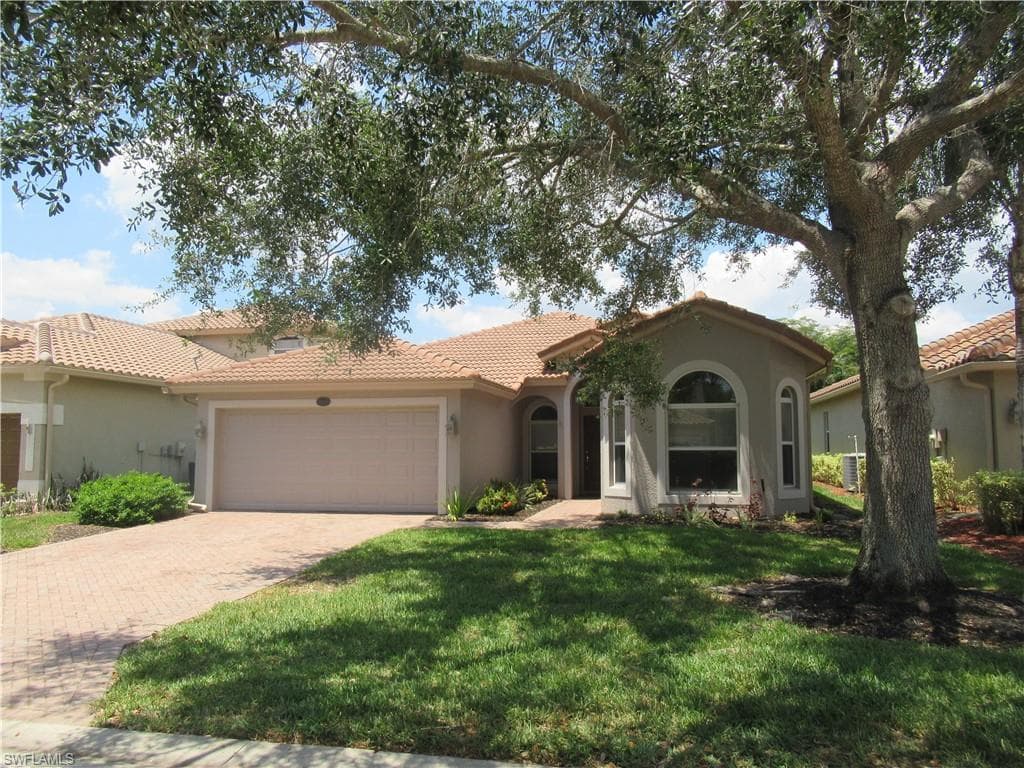 13696 Troia DR-25