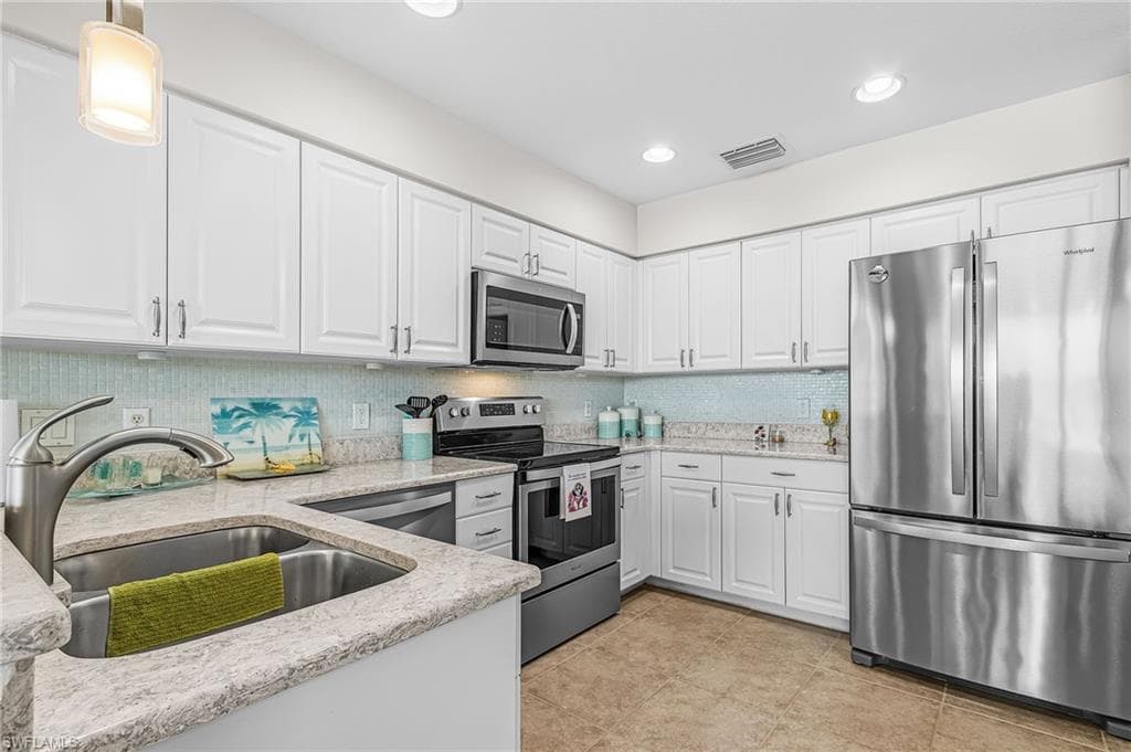 16630 Crownsbury WAY 102-5