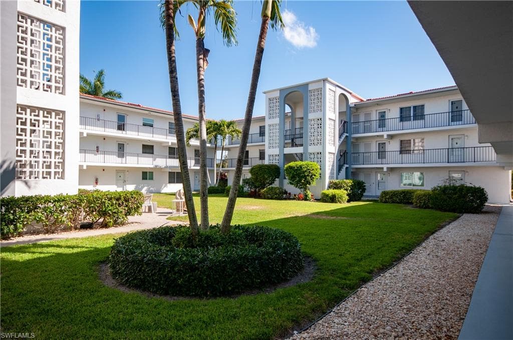 5 High Point CIR W 104-17