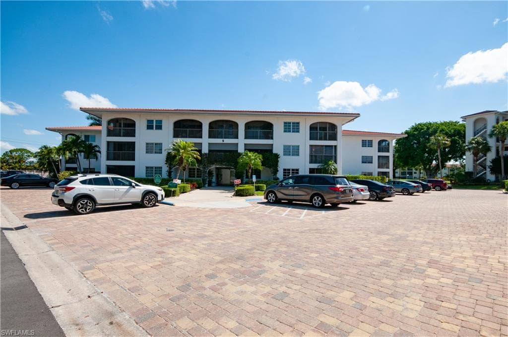 5 High Point CIR W 104-20