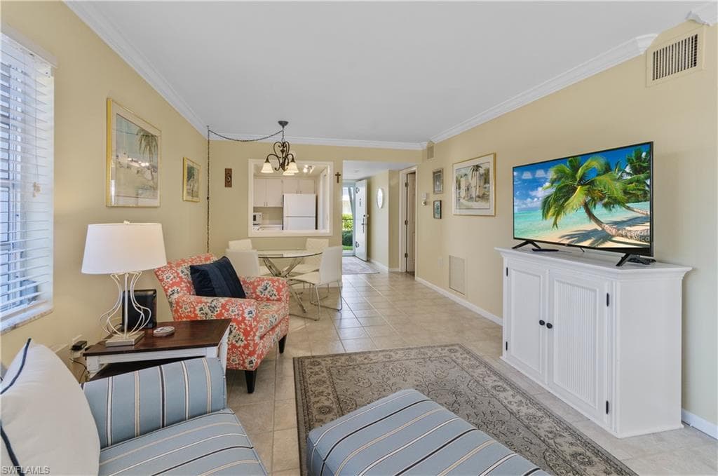 5 High Point CIR W 104-9