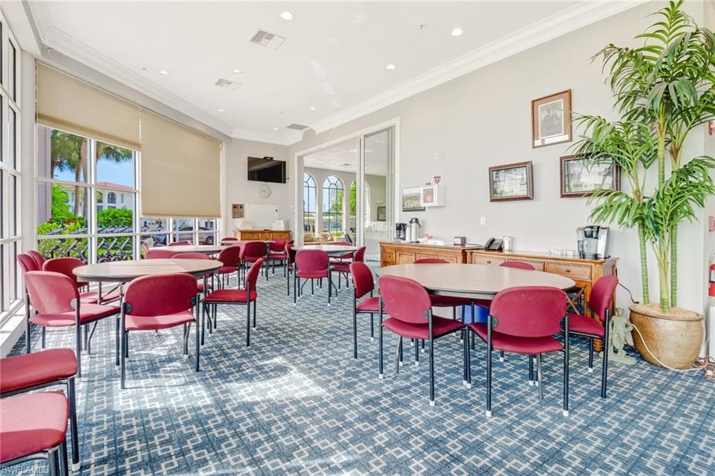 5 High Point CIR W 104-37