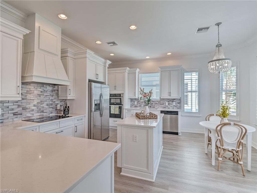 276 Delmar AVE-17