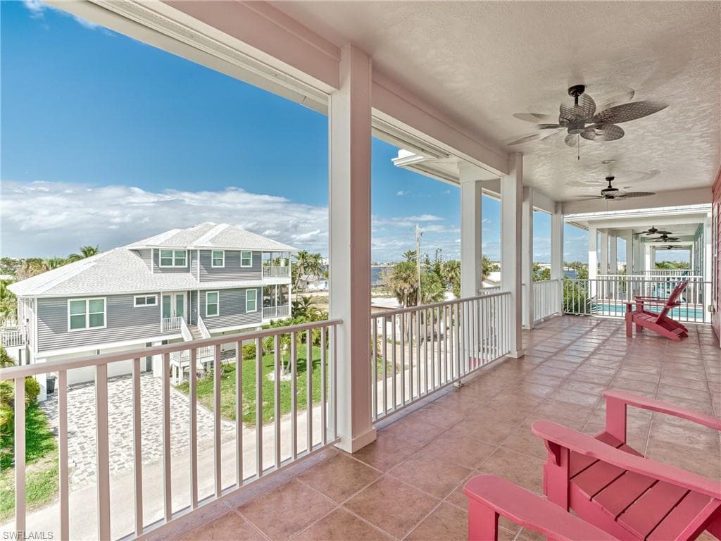 276 Delmar AVE-32