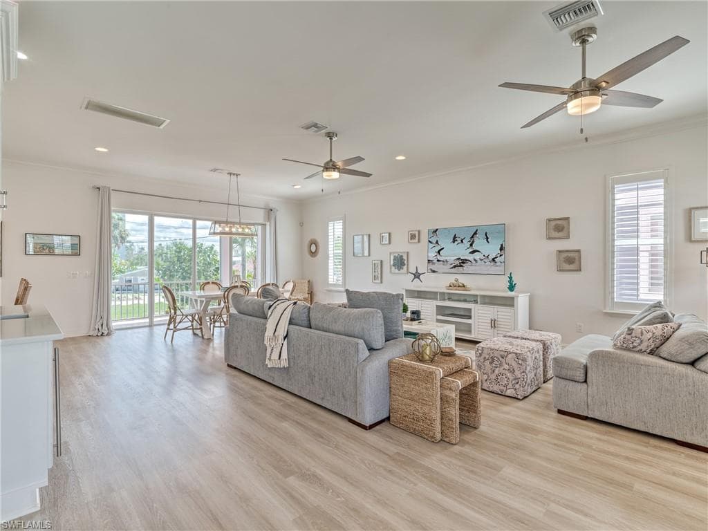 276 Delmar AVE-5