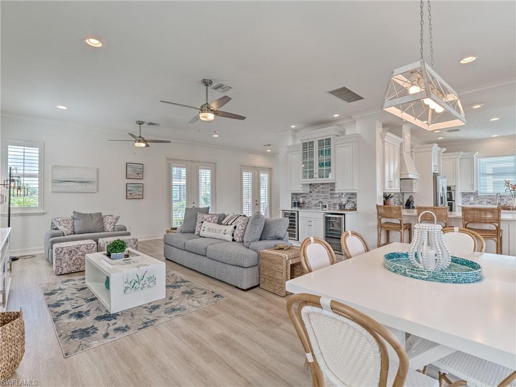276 Delmar AVE-10