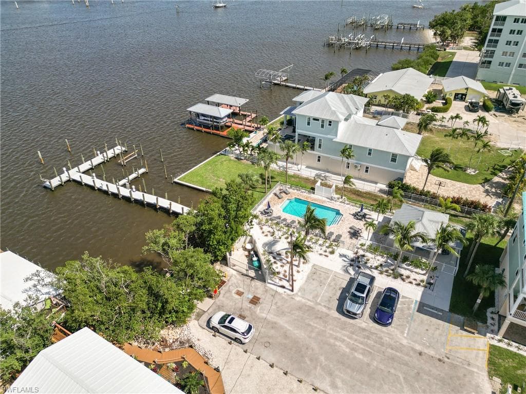 276 Delmar AVE-40