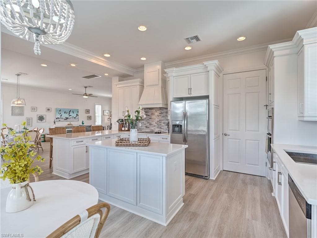 276 Delmar AVE-19