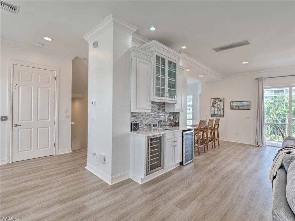 276 Delmar AVE-21