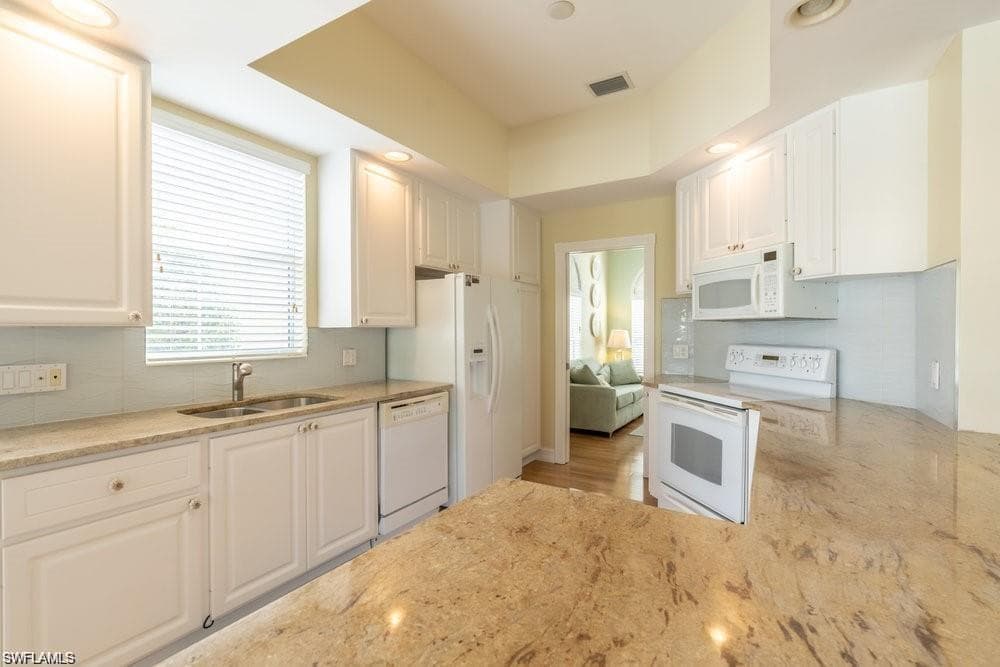 7687 Hernando CT-23