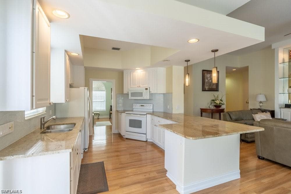 7687 Hernando CT-24