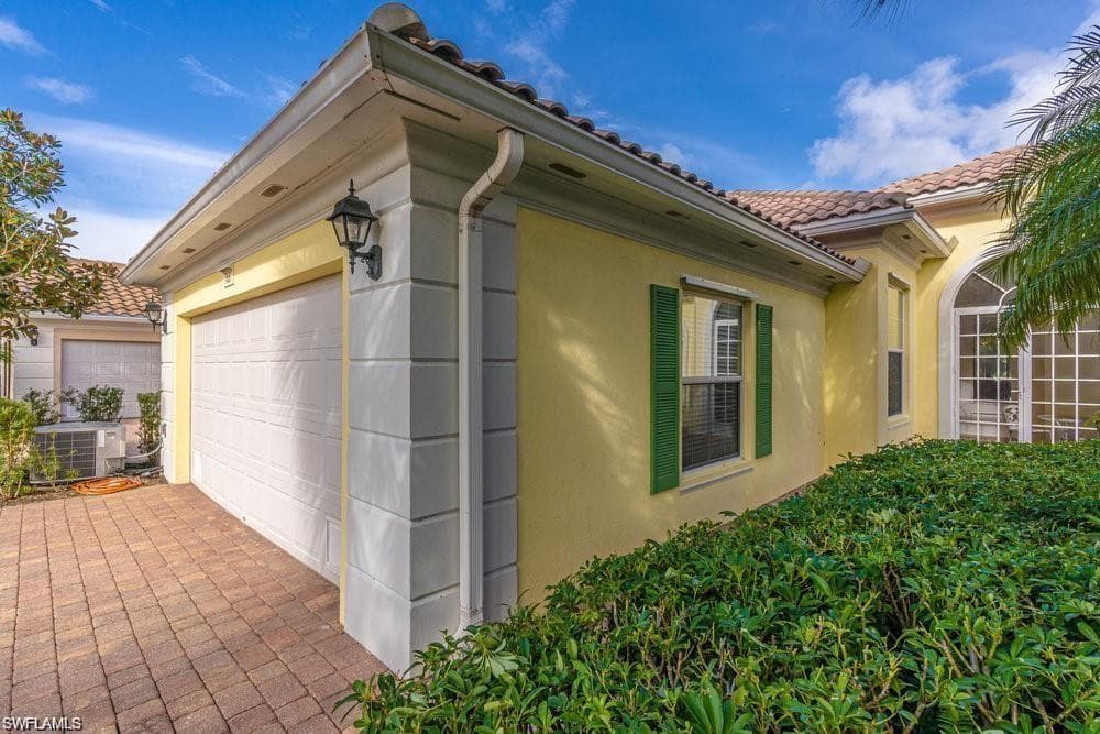 7687 Hernando CT-14
