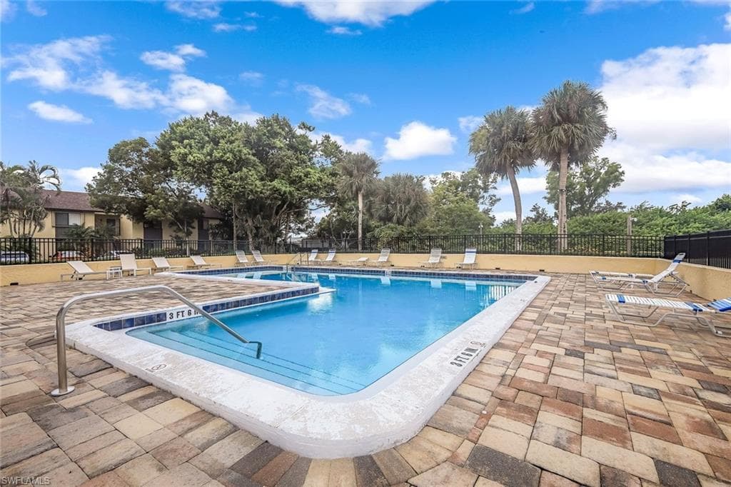 1400 Green Valley CIR 1002-19
