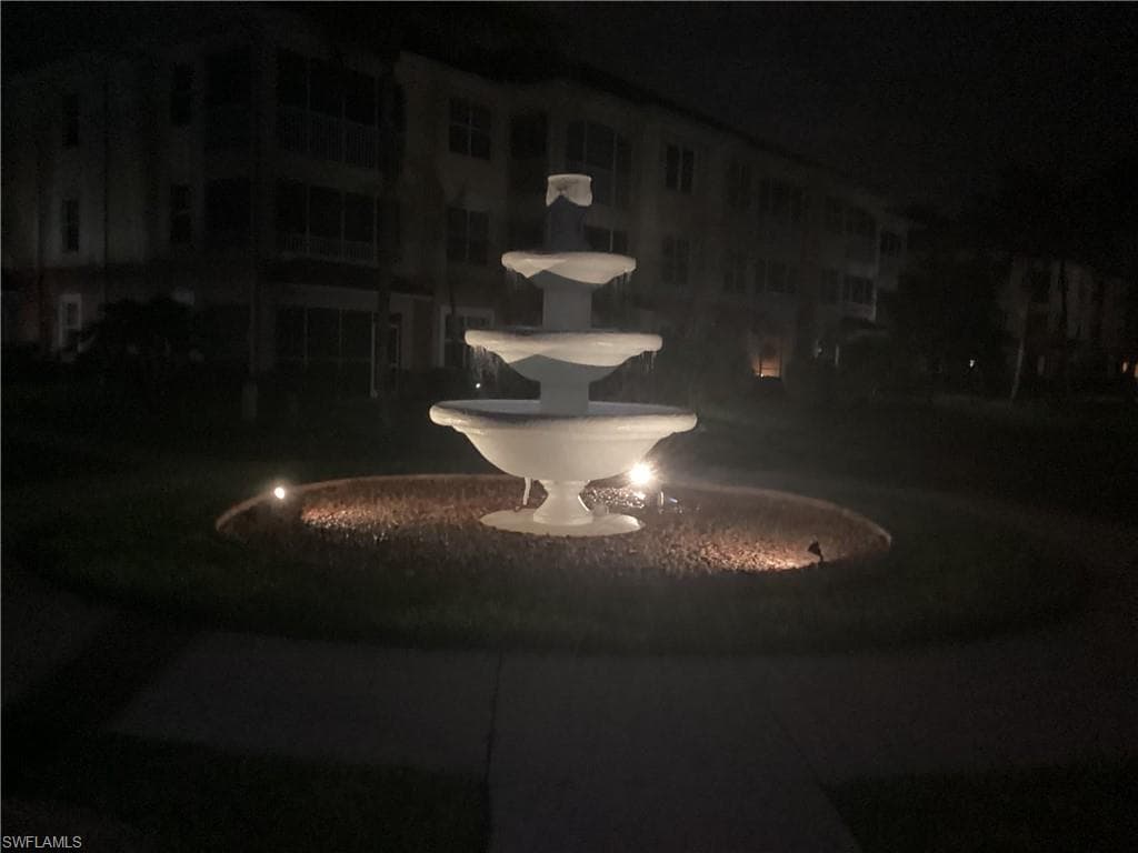 1121 Van Loon Commons CIR 304-23