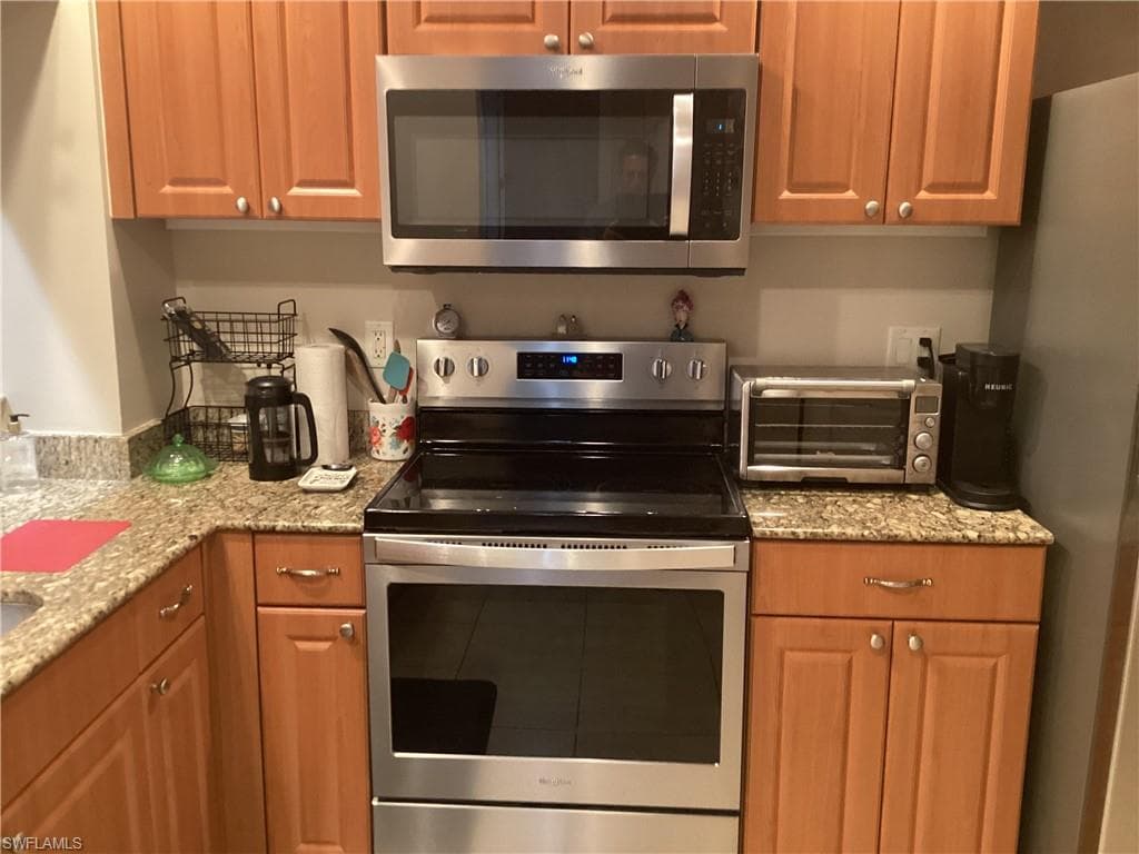 1121 Van Loon Commons CIR 304-13