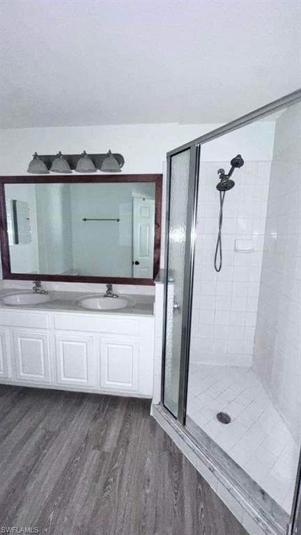 8239 Pacific Beach DR-23