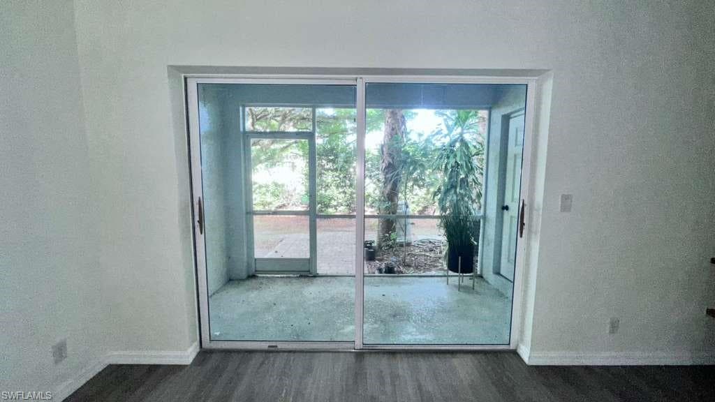 8239 Pacific Beach DR-16