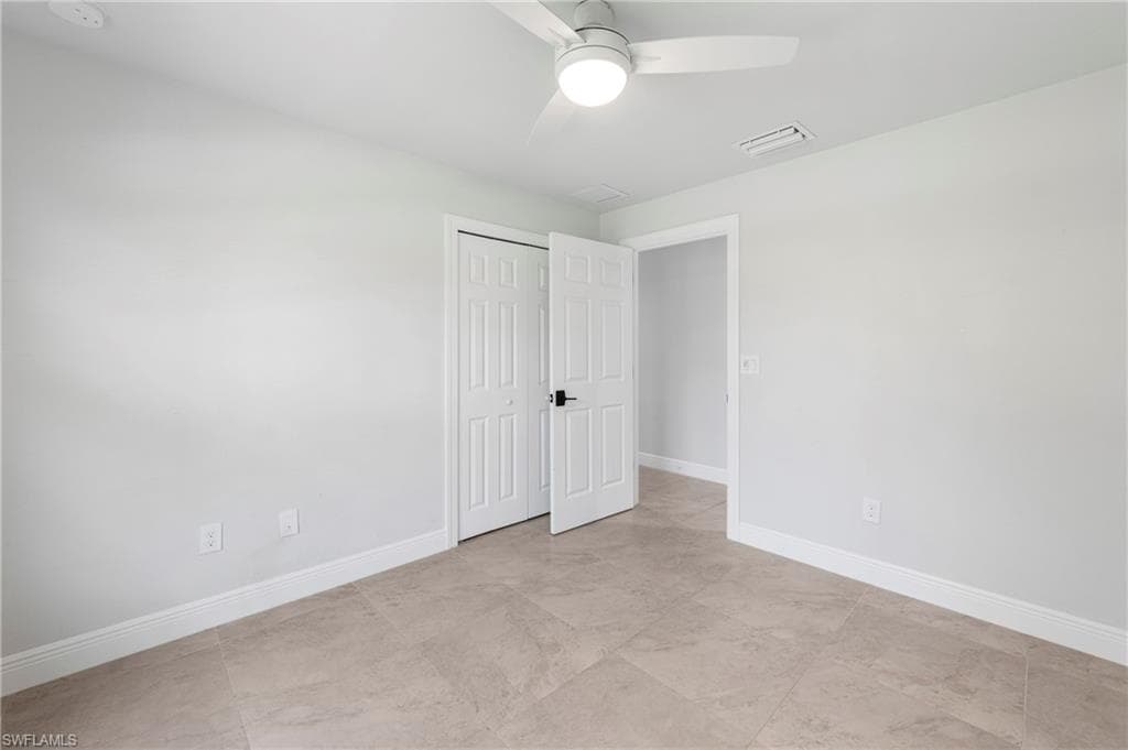 11251 Dean ST 53-15